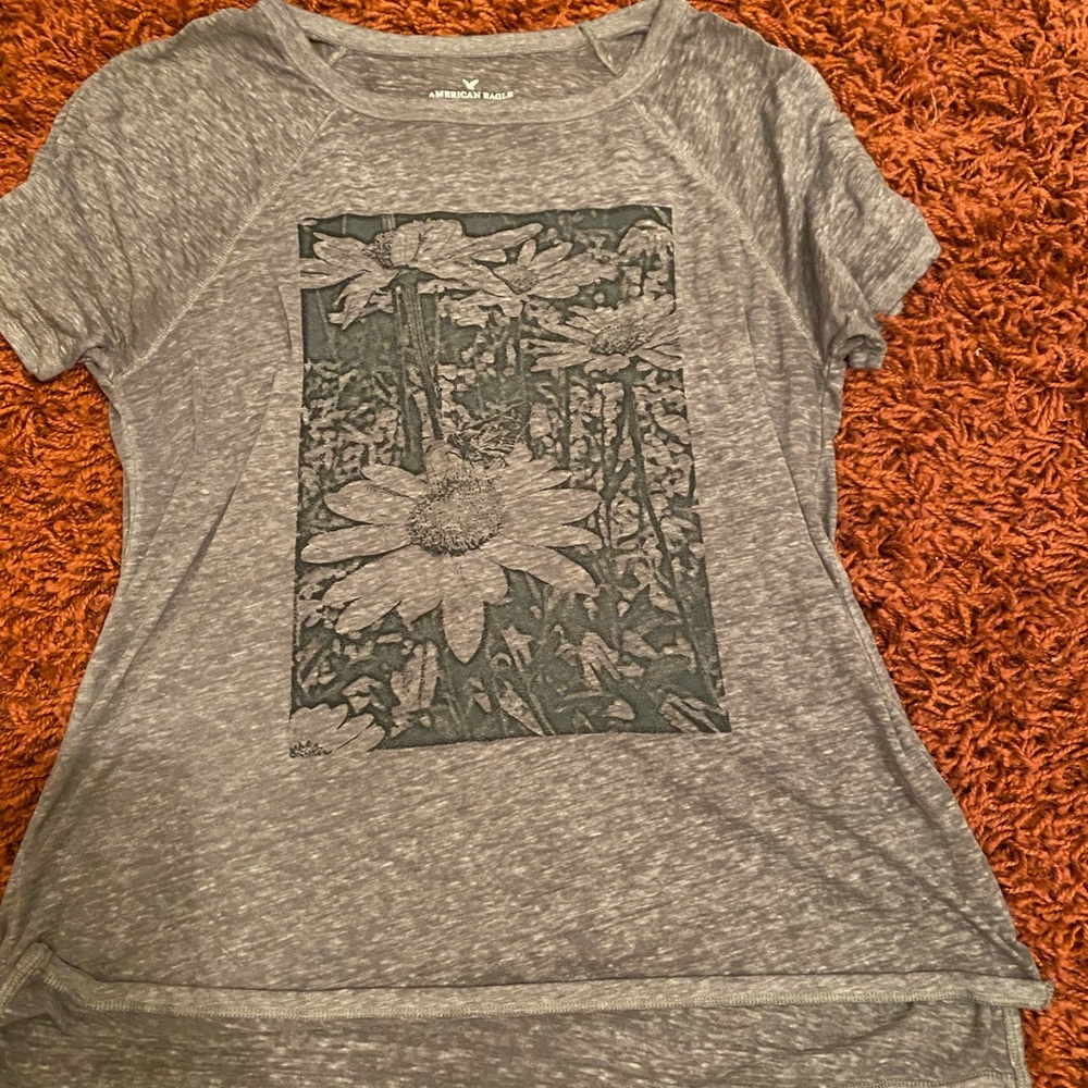American Eagle tee